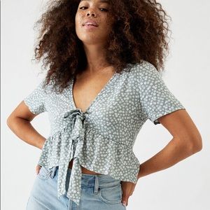 LA Hearts tie front top